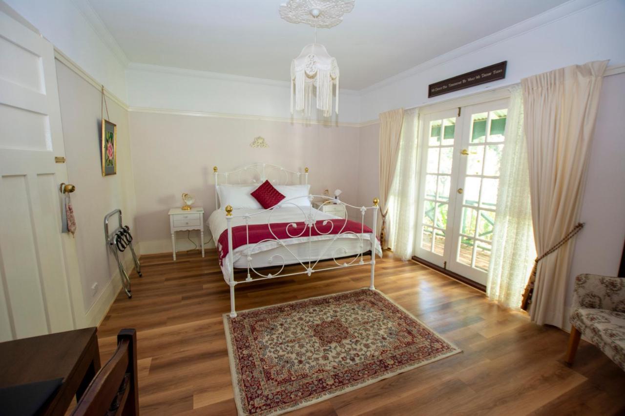 Rosebridge House Bed & Breakfast Adult Retreat Gooseberry Hill Esterno foto