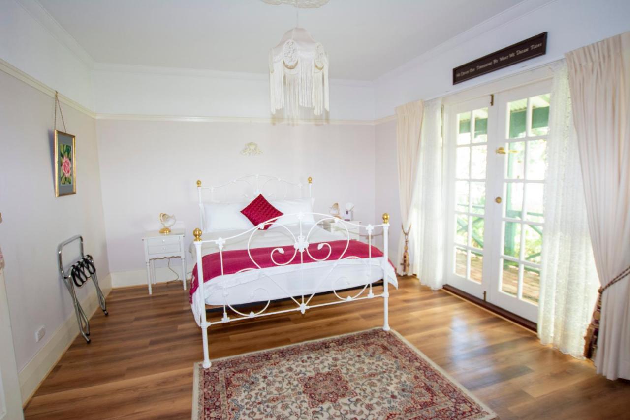 Rosebridge House Bed & Breakfast Adult Retreat Gooseberry Hill Esterno foto