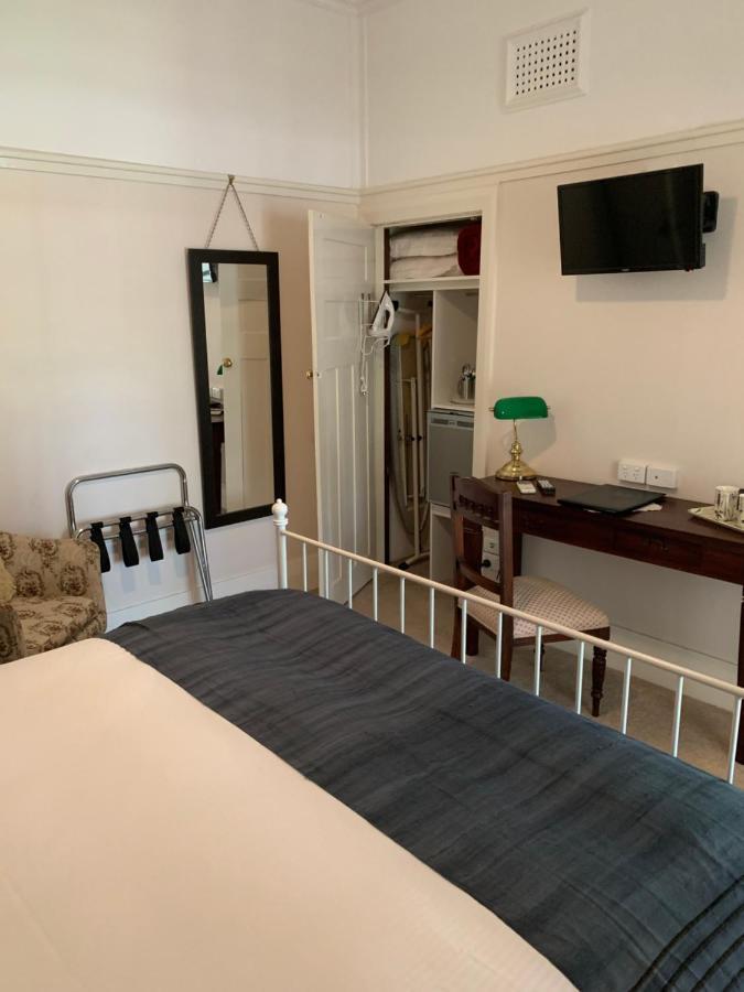 Rosebridge House Bed & Breakfast Adult Retreat Gooseberry Hill Esterno foto