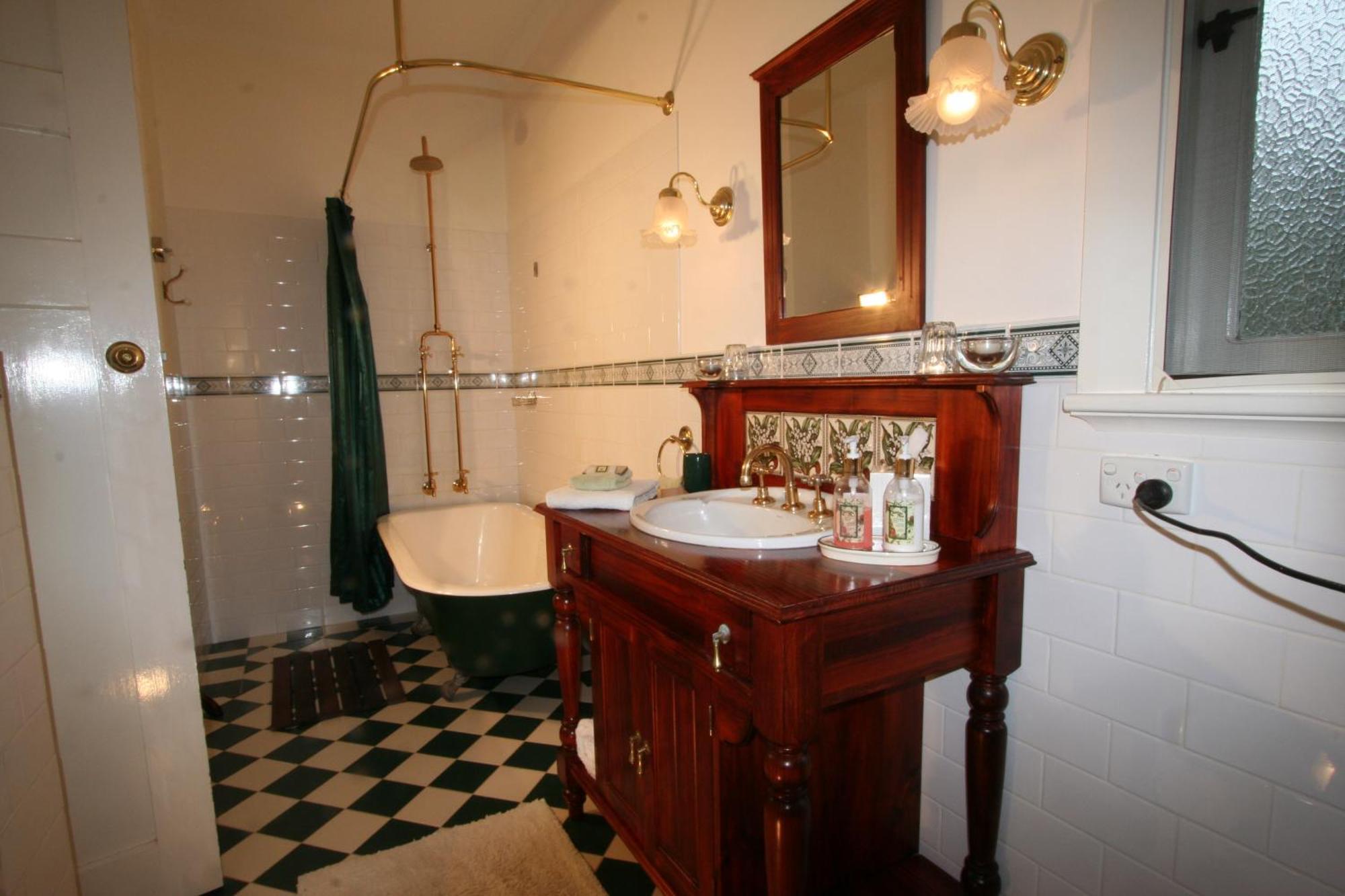 Rosebridge House Bed & Breakfast Adult Retreat Gooseberry Hill Esterno foto