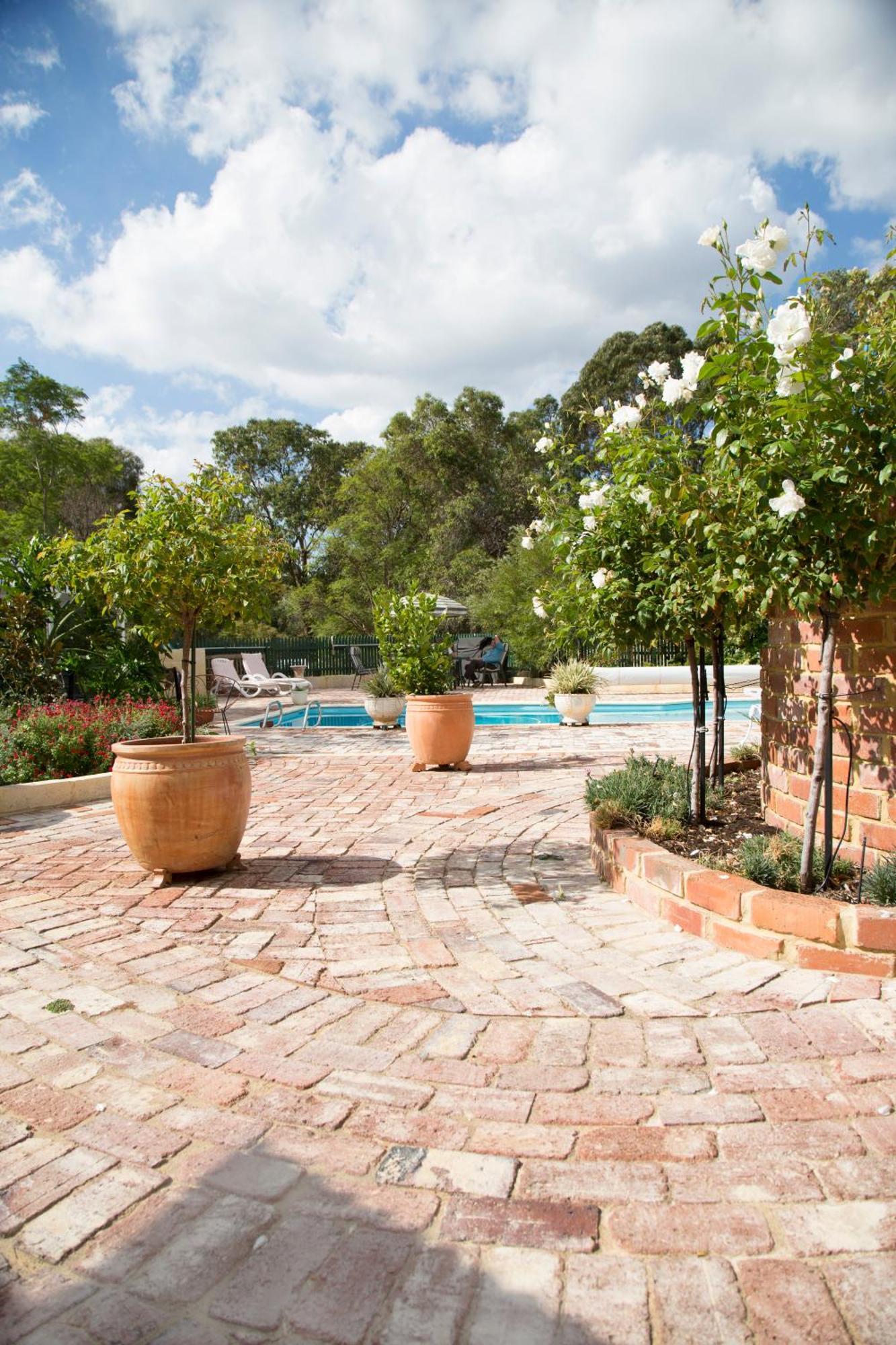 Rosebridge House Bed & Breakfast Adult Retreat Gooseberry Hill Esterno foto