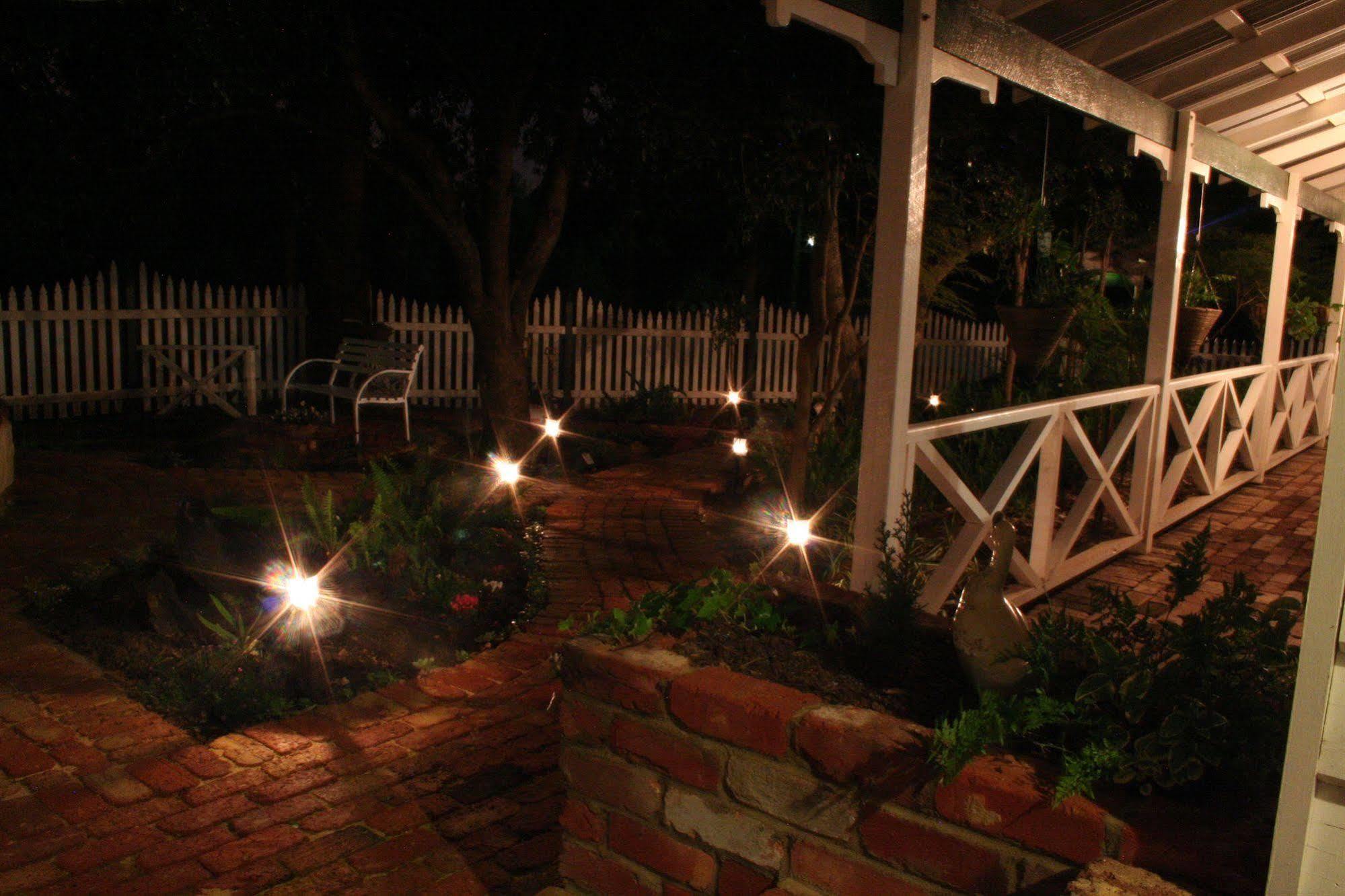 Rosebridge House Bed & Breakfast Adult Retreat Gooseberry Hill Esterno foto