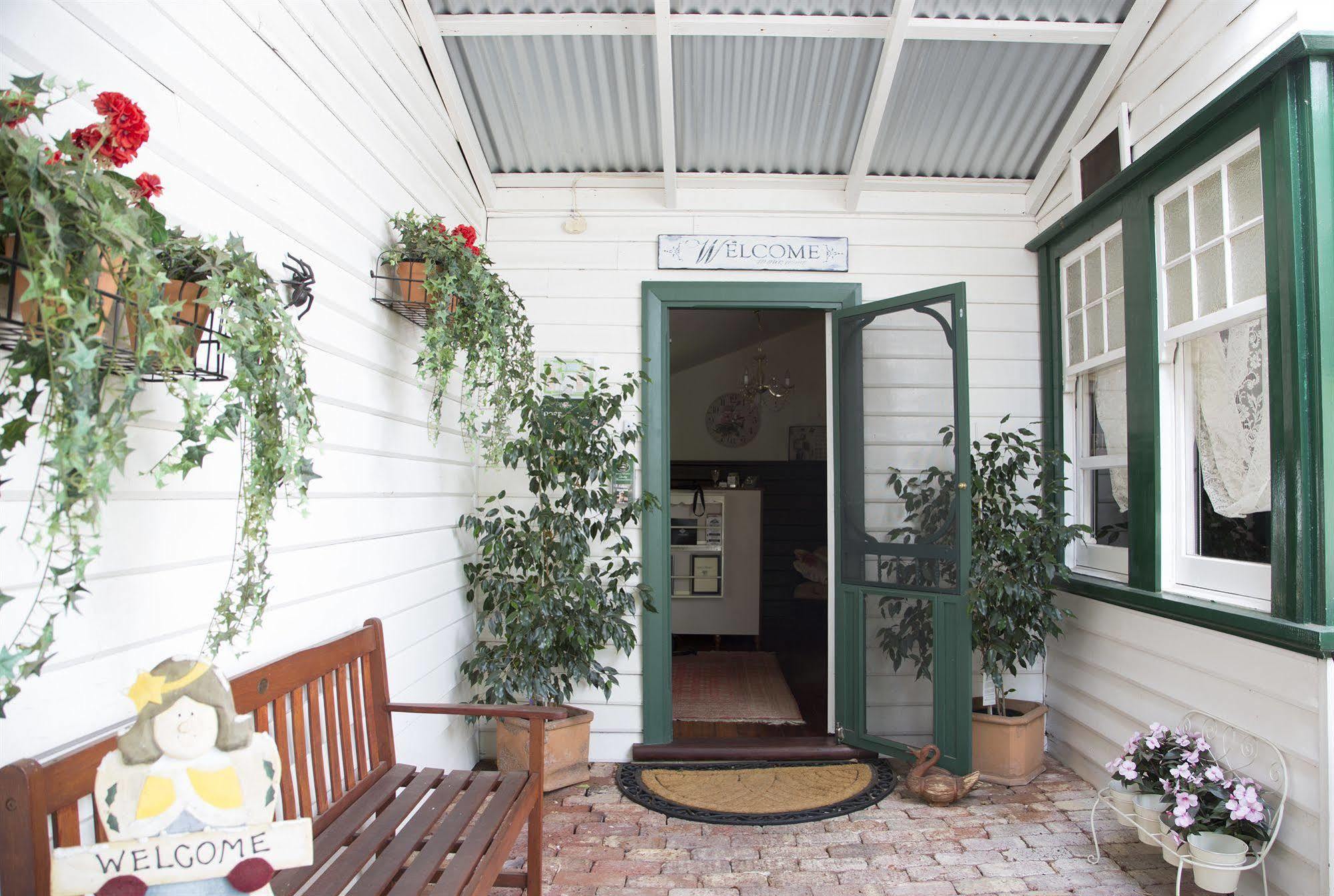 Rosebridge House Bed & Breakfast Adult Retreat Gooseberry Hill Esterno foto