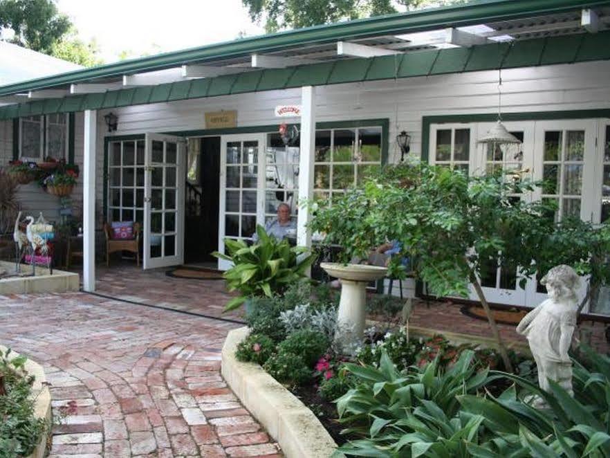 Rosebridge House Bed & Breakfast Adult Retreat Gooseberry Hill Esterno foto